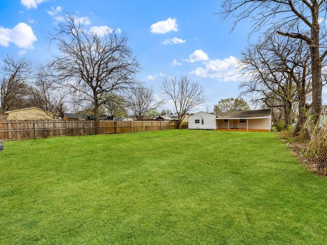 2907 Andrea Lane, Dallas, TX 75228