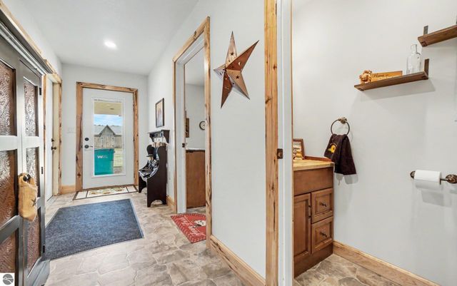 3571 N Shepherd Road, Mt Pleasant, MI 48858