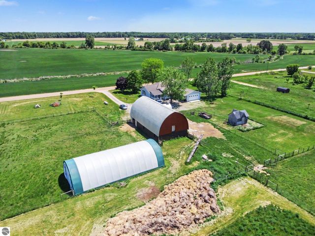 3571 N Shepherd Road, Mt Pleasant, MI 48858