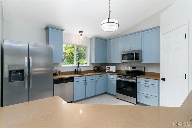 116 Baxter Commons Drive, Manchester, MO 63011