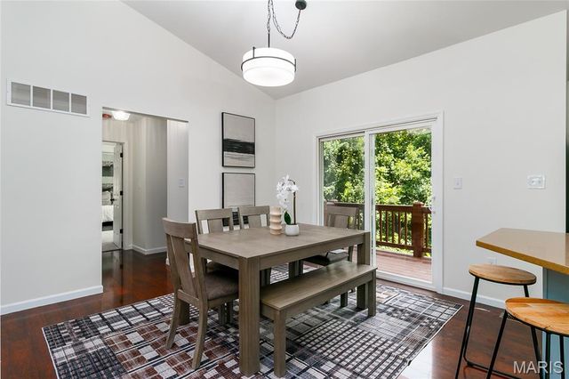 116 Baxter Commons Drive, Manchester, MO 63011