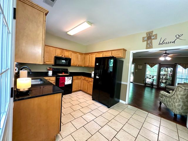 306 OLD JERNIGAN RD, Somerville, TN 38068