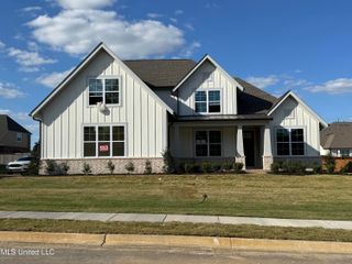 9548 Mcelroy Farms Drive, Olive Branch, MS 38654