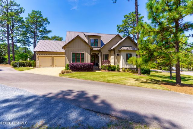 10 Deepdale Lane, Pinehurst, NC 28374