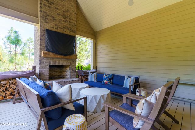 10 Deepdale Lane, Pinehurst, NC 28374