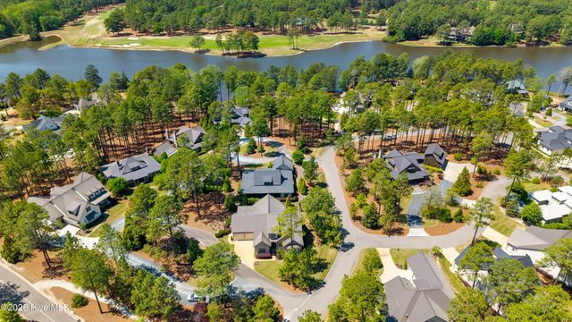 10 Deepdale Lane, Pinehurst, NC 28374