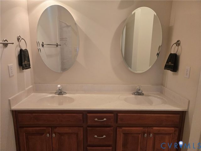 4401 Village Garden Cir, Chester, VA 23831