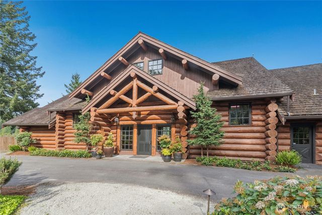 9803 Crystal Lake Drive, Woodinville, WA 98077