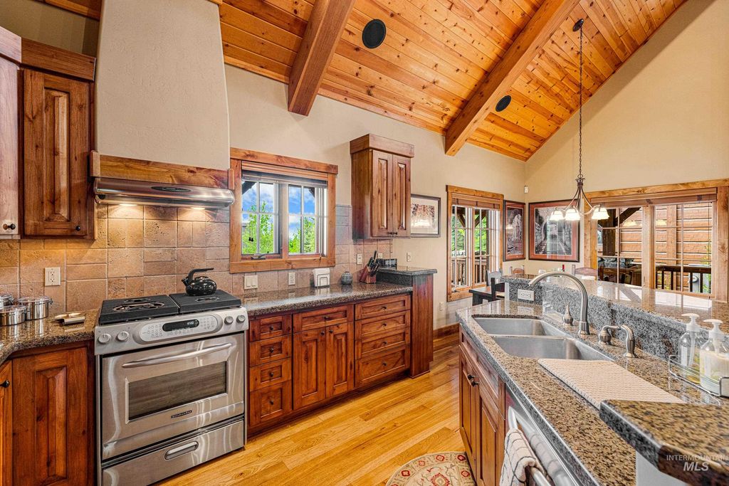 24 Francois Court, Donnelly, ID 83615 photo 15