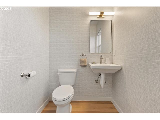 5053 Ne 47TH Pl, Portland, OR 97218