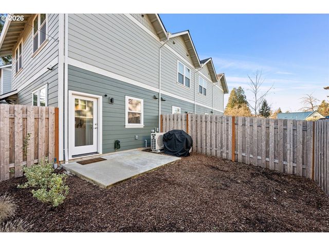 5053 Ne 47TH Pl, Portland, OR 97218