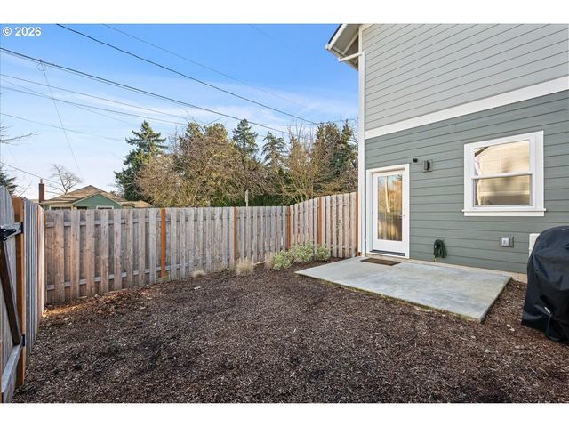 5053 Ne 47TH Pl, Portland, OR 97218