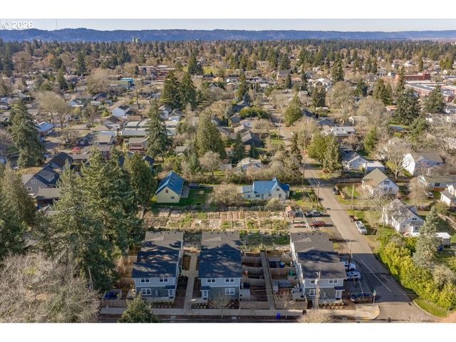 5053 Ne 47TH Pl, Portland, OR 97218