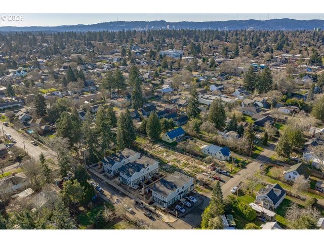 5053 Ne 47TH Pl, Portland, OR 97218