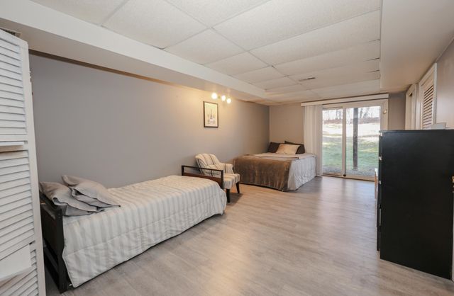 39 Bartemus Trail, Nashua, NH 03063