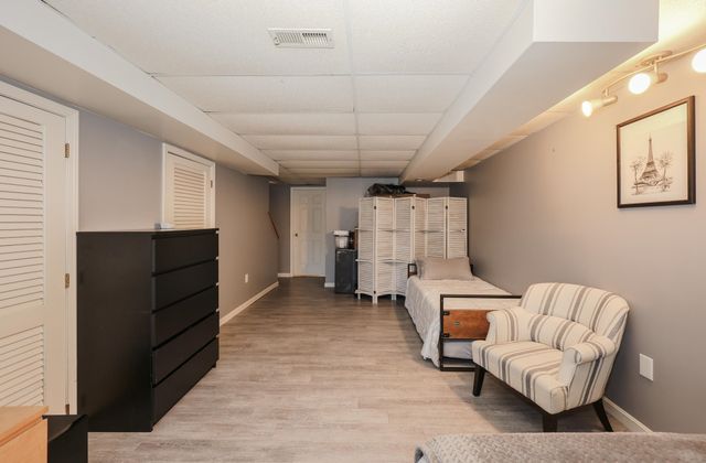 39 Bartemus Trail, Nashua, NH 03063