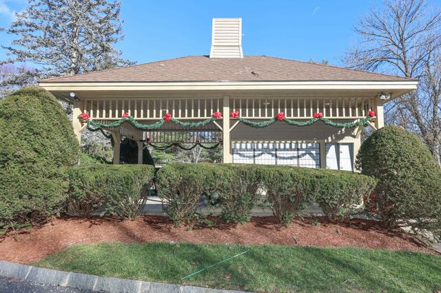 39 Bartemus Trail, Nashua, NH 03063