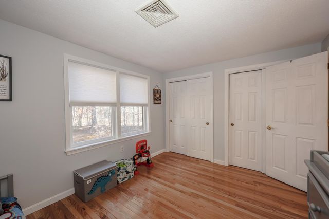 39 Bartemus Trail, Nashua, NH 03063