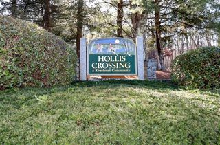 39 Bartemus Trail, Nashua, NH 03063