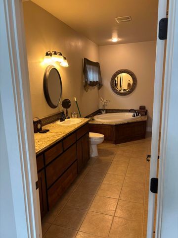 1160 Boulder Ridge Street, Central Point, OR 97502