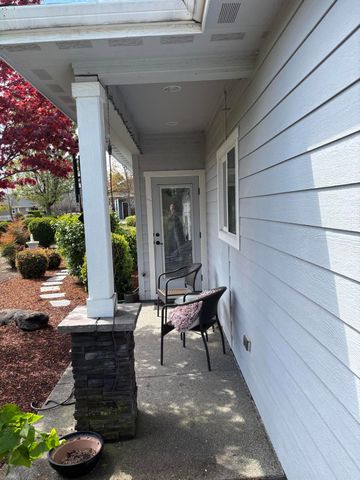 1160 Boulder Ridge Street, Central Point, OR 97502