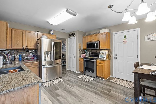 13443 Greenham Ct, Chesterfield, VA 23831