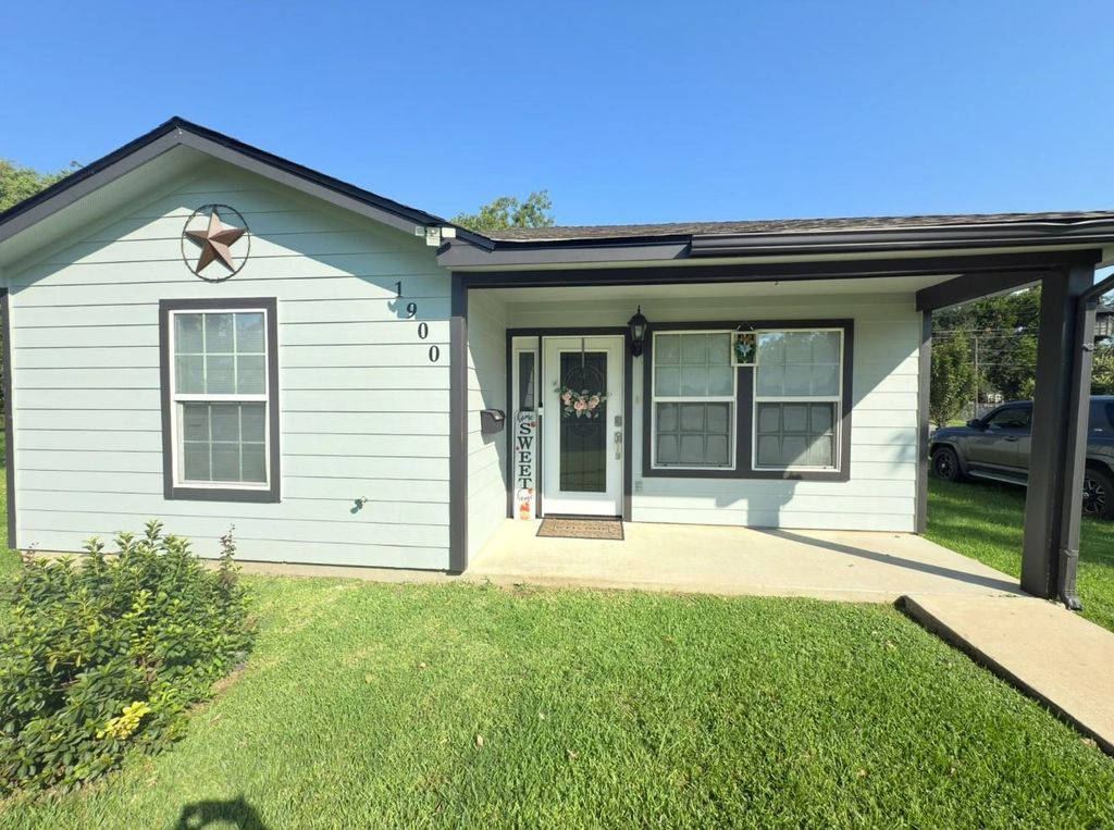 1900 Thomas Boulevard, Port Arthur, TX 77640