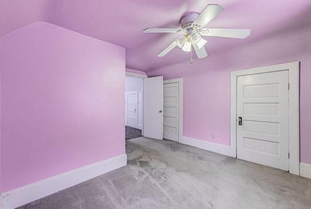1957 S 89th STREET, West Allis, WI 53227