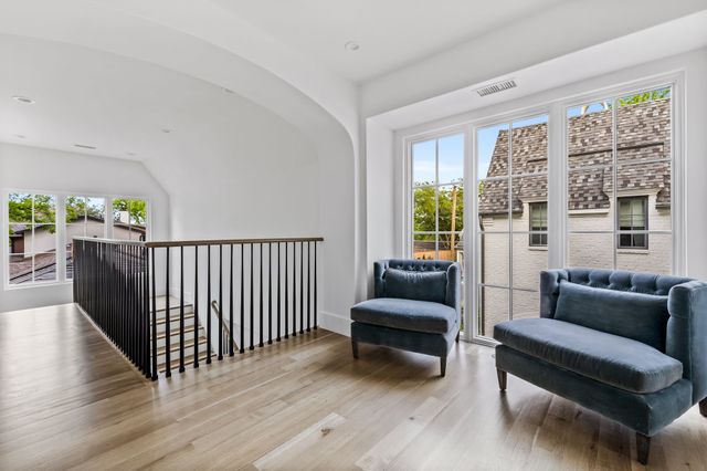 7002 Merrilee Lane, Dallas, TX 75214