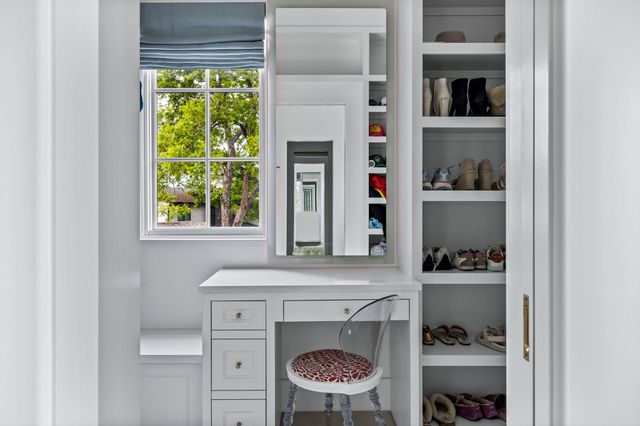 7002 Merrilee Lane, Dallas, TX 75214