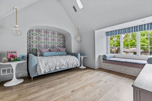 7002 Merrilee Lane, Dallas, TX 75214