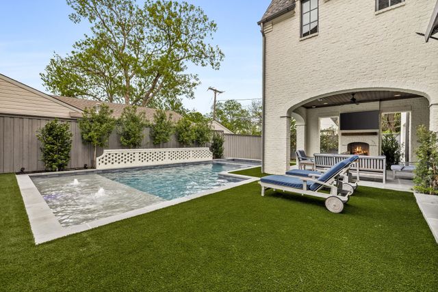 7002 Merrilee Lane, Dallas, TX 75214