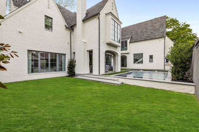 7002 Merrilee Lane, Dallas, TX 75214