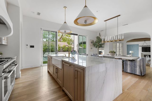 7002 Merrilee Lane, Dallas, TX 75214