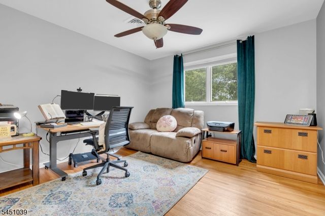7 Hoagland Ct, Bridgewater Twp., NJ 08807