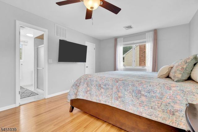 7 Hoagland Ct, Bridgewater Twp., NJ 08807