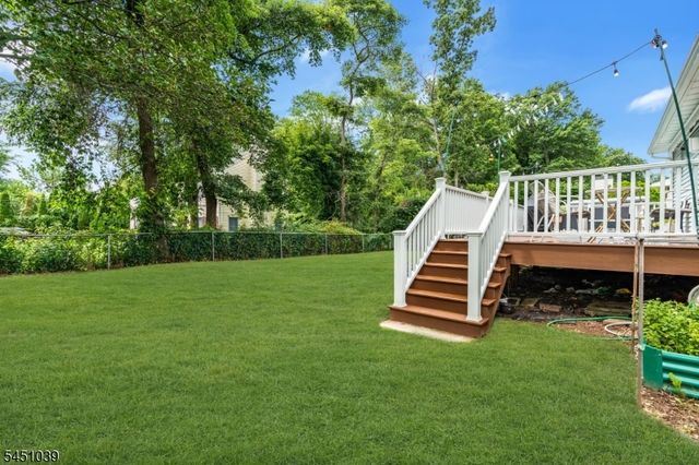 7 Hoagland Ct, Bridgewater Twp., NJ 08807