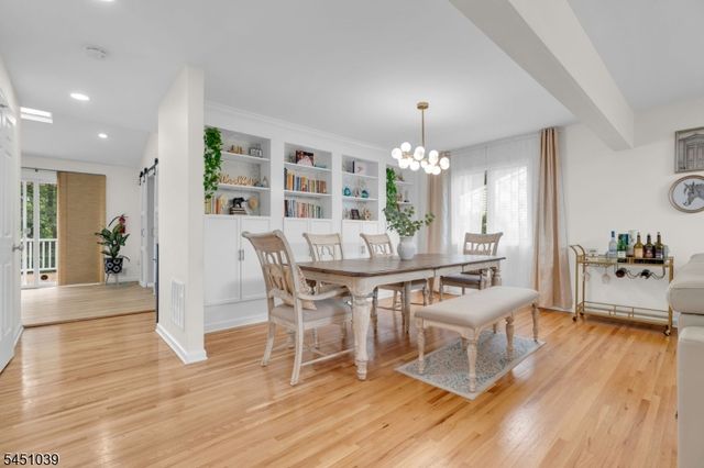 7 Hoagland Ct, Bridgewater Twp., NJ 08807