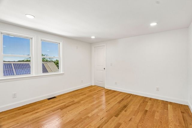31 Coleman Rd 1, Arlington, MA 02476