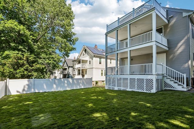 31 Coleman Rd 1, Arlington, MA 02476