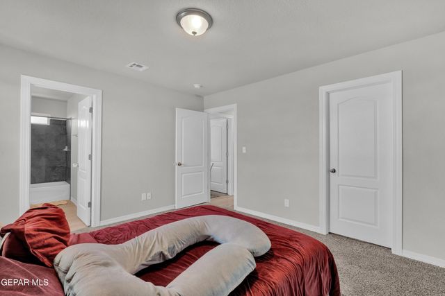 14372 Star Cactus Avenue, Horizon City, TX 79928