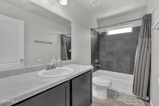 14372 Star Cactus Avenue, Horizon City, TX 79928