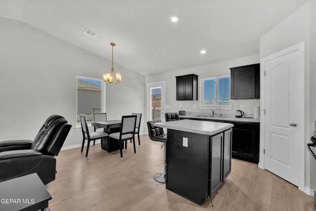 14372 Star Cactus Avenue, Horizon City, TX 79928