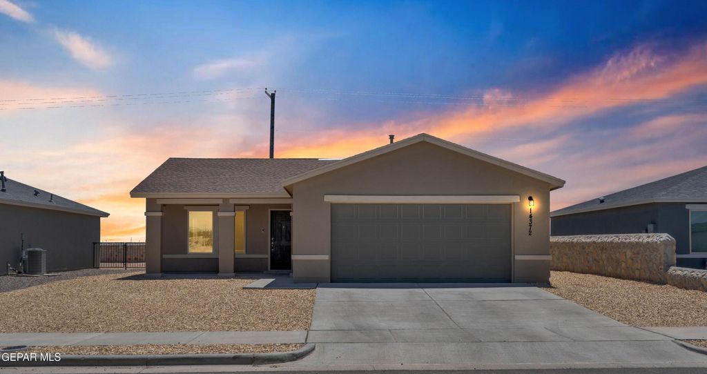 14372 Star Cactus Avenue, Horizon City, TX 79928