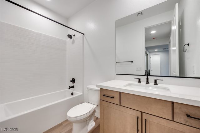 10381 Hanging Lake Street, Las Vegas, NV 89166