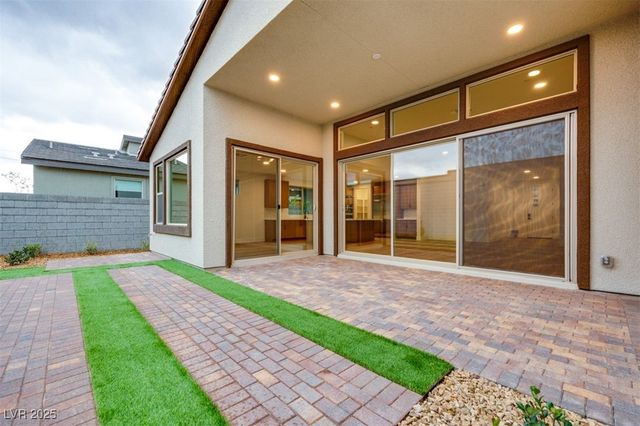 10381 Hanging Lake Street, Las Vegas, NV 89166