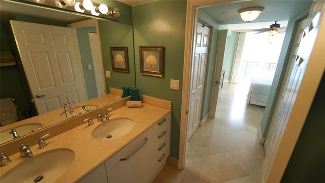 2011 N Ocean Boulevard 1606, Fort Lauderdale, FL 33305