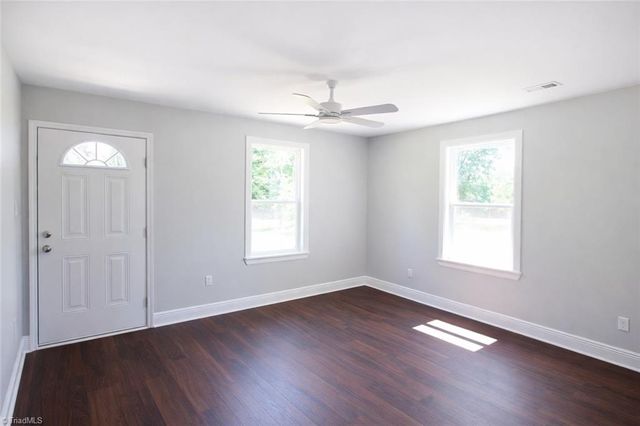 2627 William Allen Road, Burlington, NC 27217