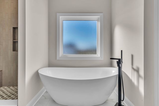 2250 Unionville Deason Rd, Bell Buckle, TN 37020