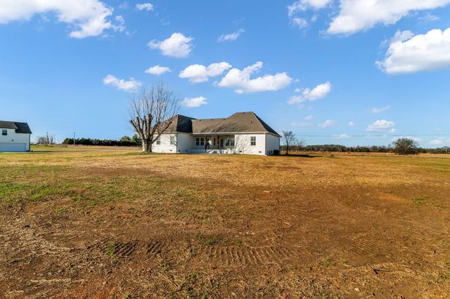 2250 Unionville Deason Rd, Bell Buckle, TN 37020